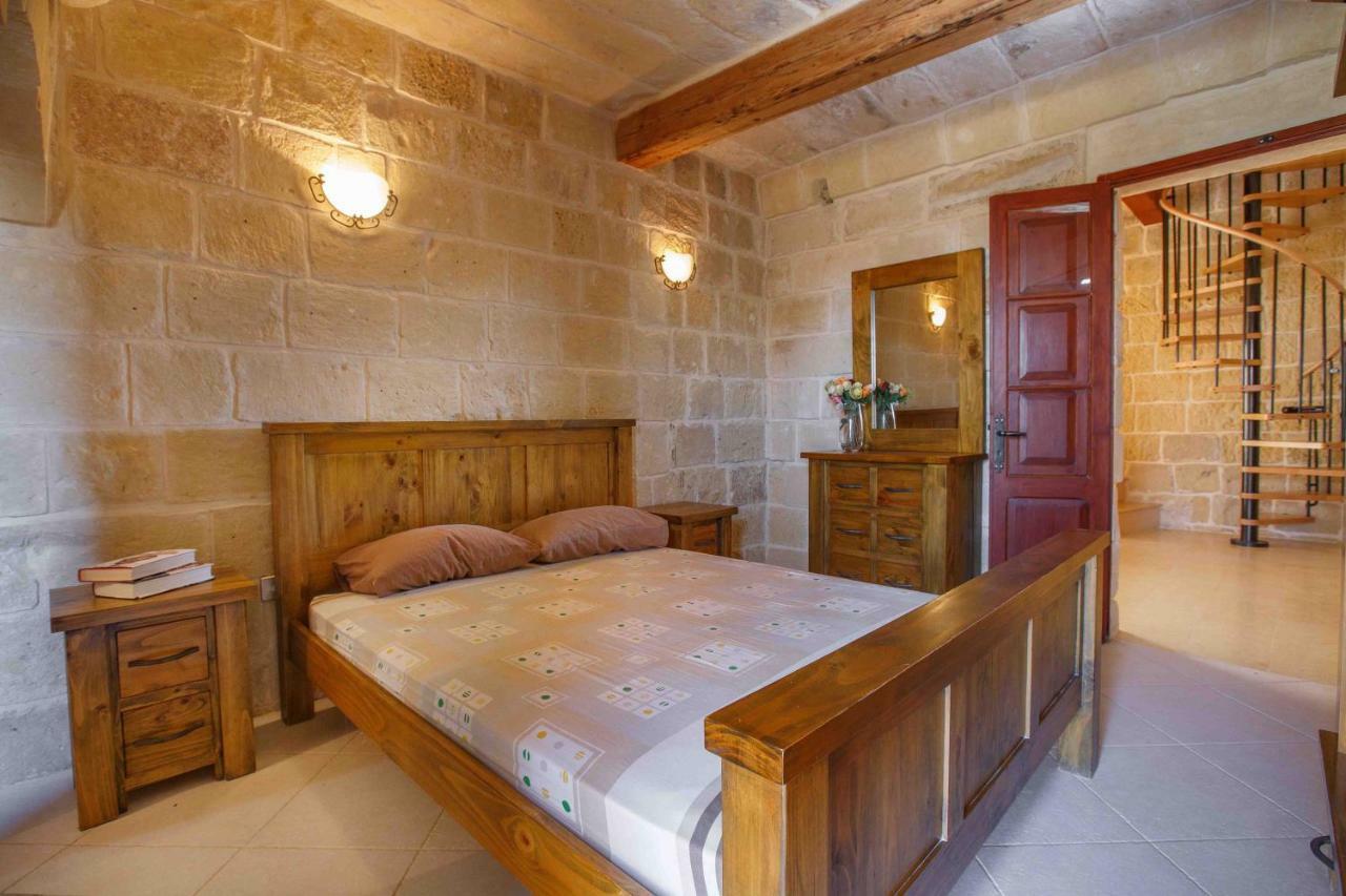 Il-Veduta Holiday Farmhouse With Sunny Private Pool In Island Of Gozo Għarb Exterior foto